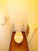 トイレ メゾン狭山Ａ