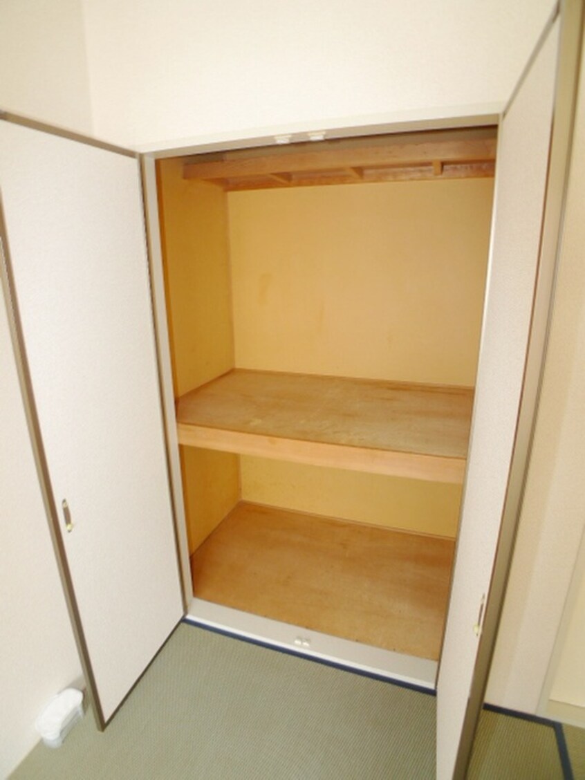 収納 メゾン狭山Ａ