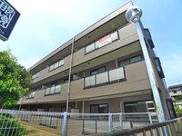 ﾋﾞﾂｸﾞｽﾄｰﾝ