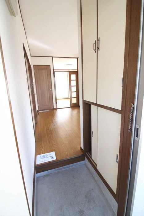 玄関 サンハイム市川