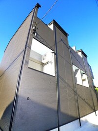 メゾン　ド　アルモ