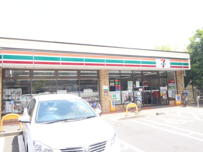 セブンイレブン 世田谷経堂3丁目店(コンビニ)まで94m カ－サ経堂