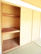 収納 サンハイツ