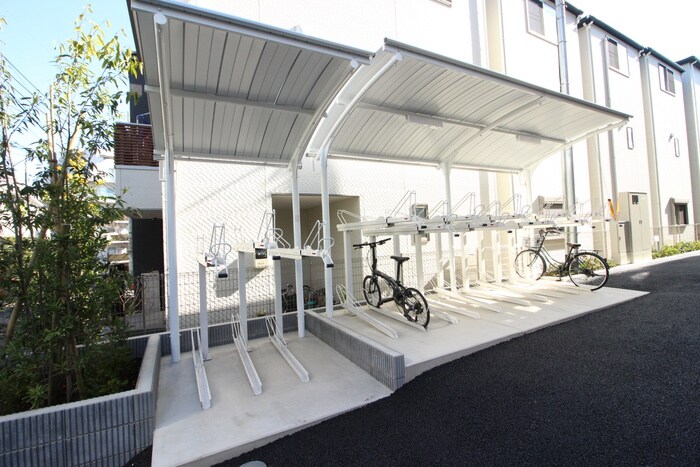 駐輪場 フローラ小石川