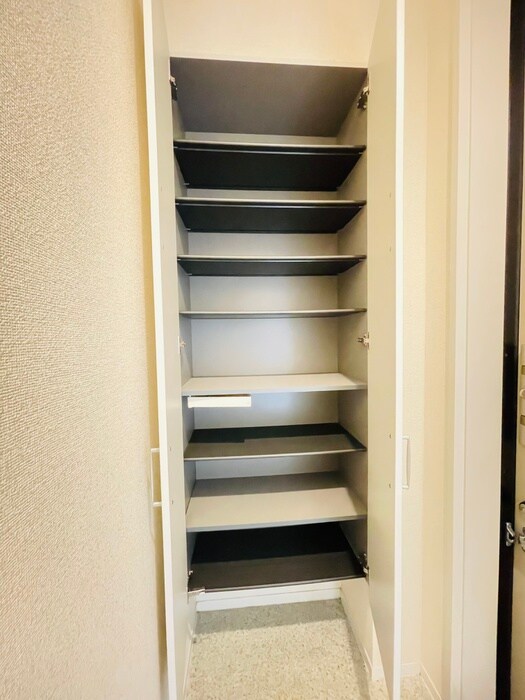 靴箱 アルプス３号館