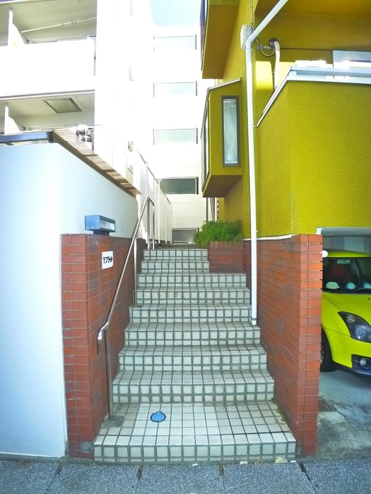 エントランス部分 Yフラット