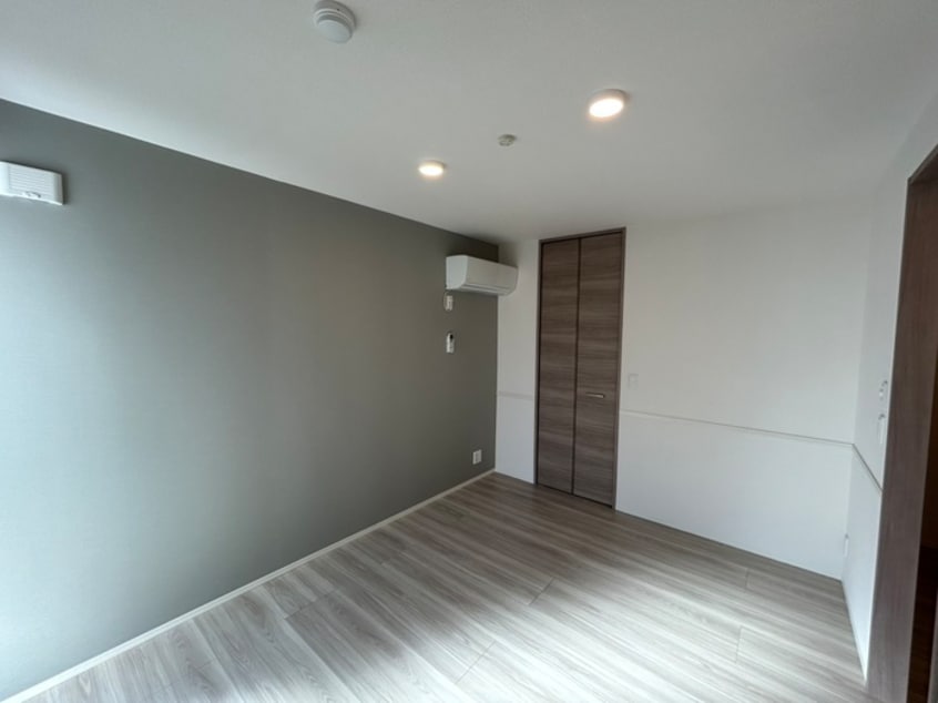 居室 グラナーデ西大泉