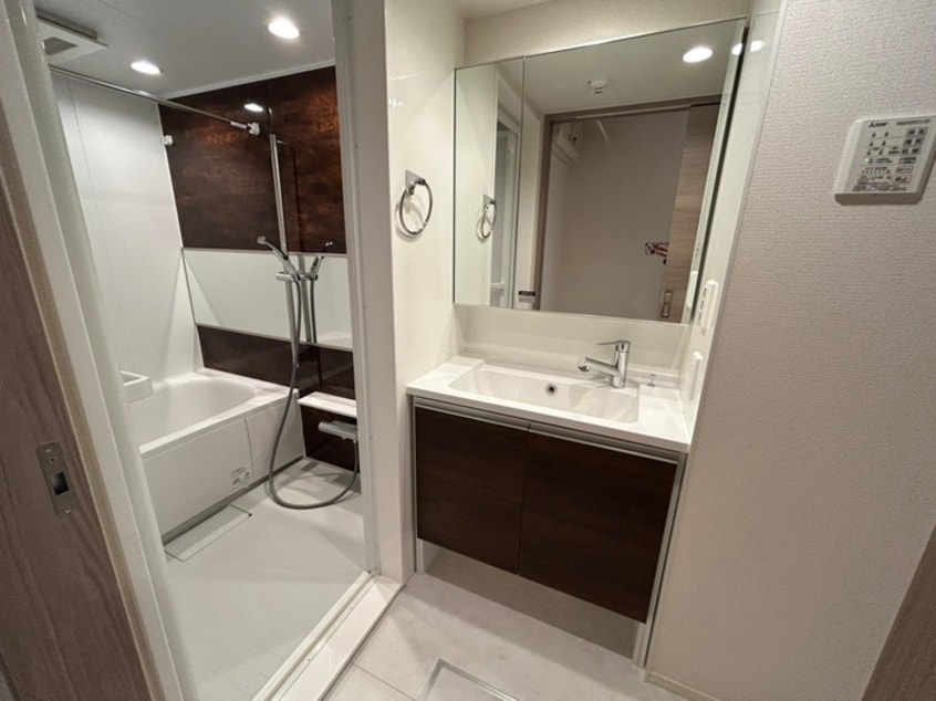 洗面 グラナーデ西大泉