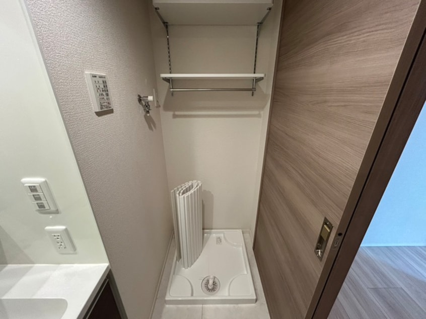 洗濯機置場 グラナーデ西大泉