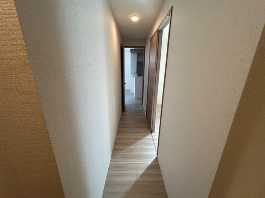廊下 グラナーデ西大泉