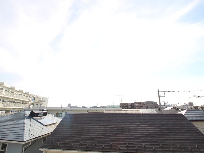 室内からの展望 ジュネス中河原