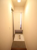 玄関 ジュネス中河原