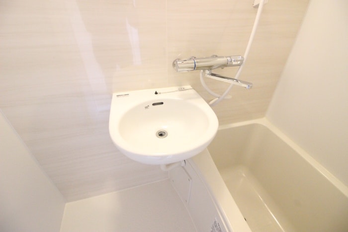 洗面 ＫＵＲＡ　Nakanoshima