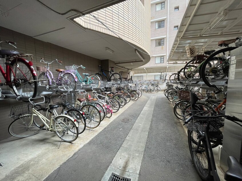 駐輪場 メゾン・シャルム