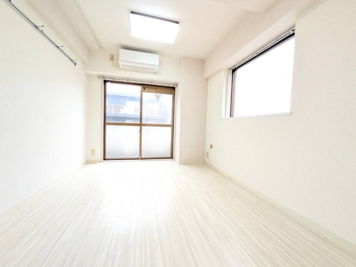 居室 サン・ルピナス