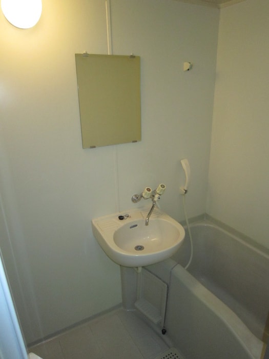 バス／シャワールーム等 カ－ムハイツ恋ヶ窪Ⅱ