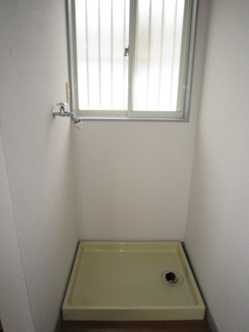 洗濯機置場 カ－ムハイツ恋ヶ窪Ⅱ