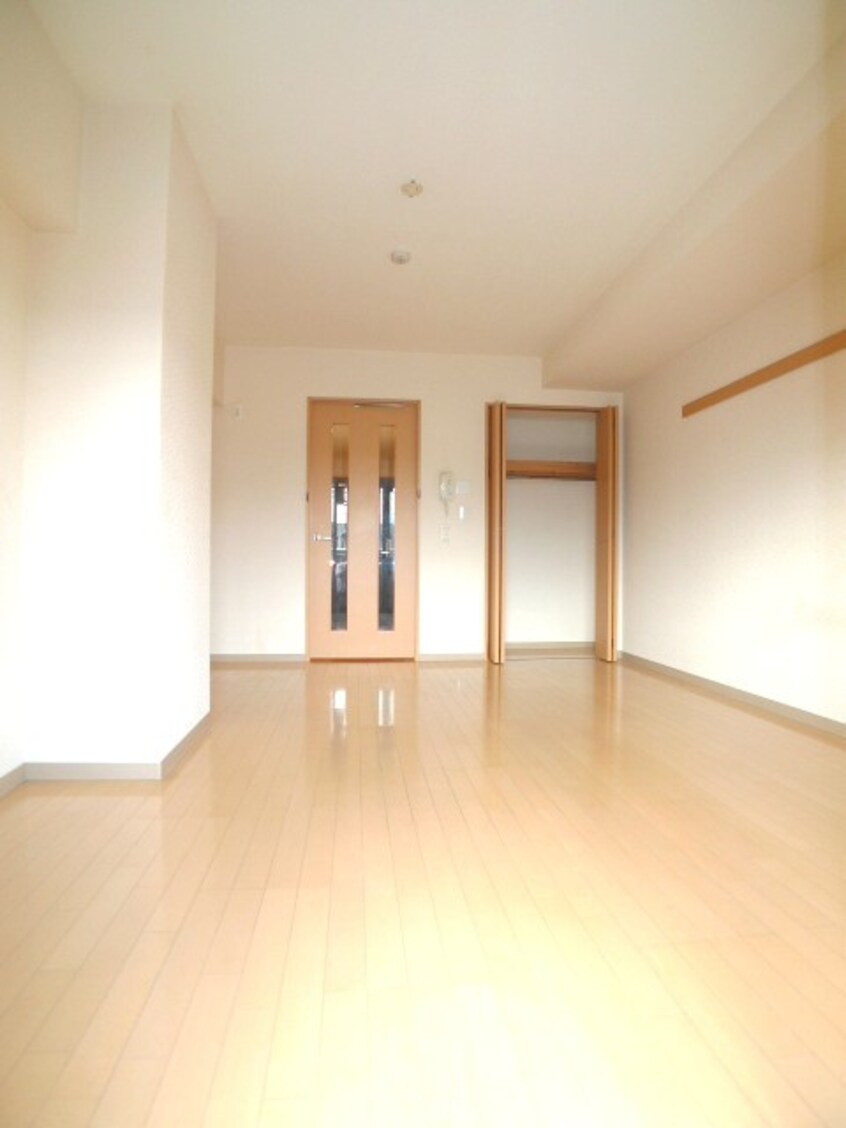 居室 ＬＩＢＥＲＴＹ