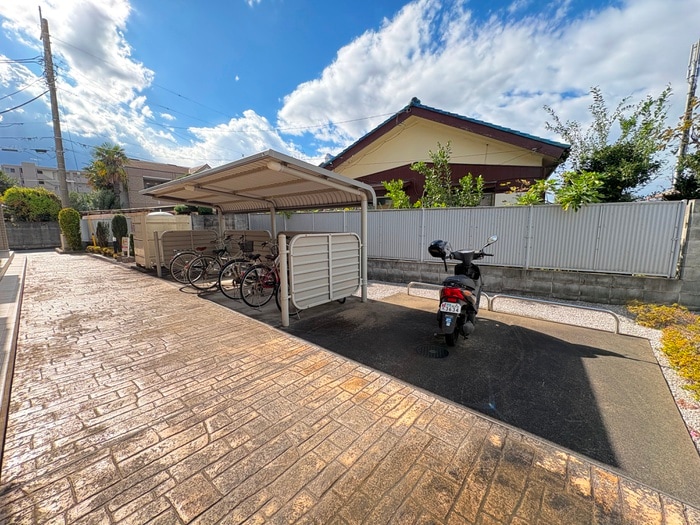 駐輪場 アニュ－Ｍ