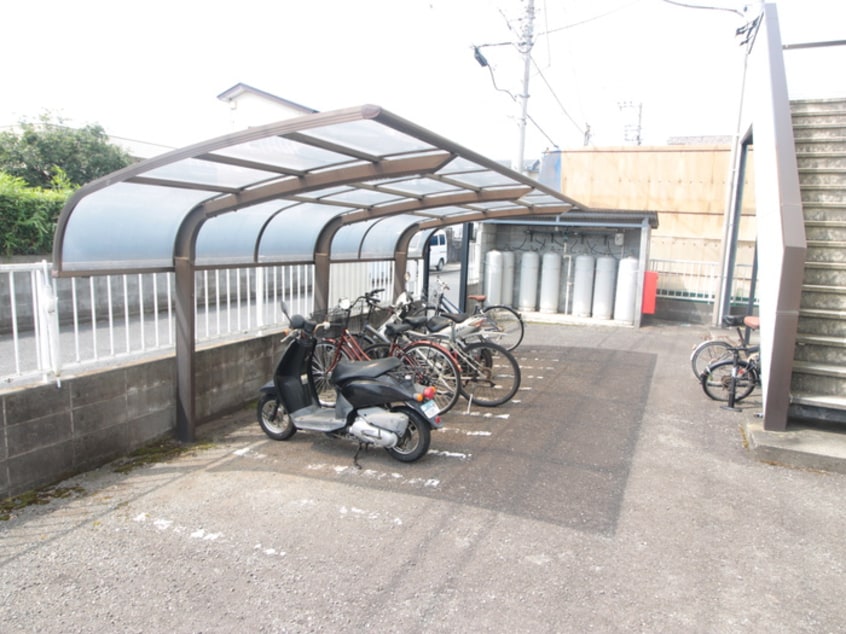 駐輪場 ヴェルディ湘南台