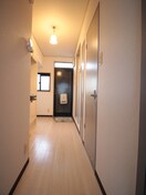 廊下 ヴェルディ湘南台