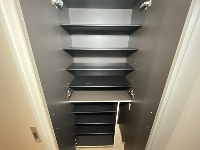 靴箱 Ｃｈａｔ　ｎｏｉｒ