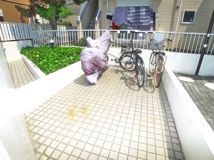 駐輪場 ジュネパレス松戸第３２