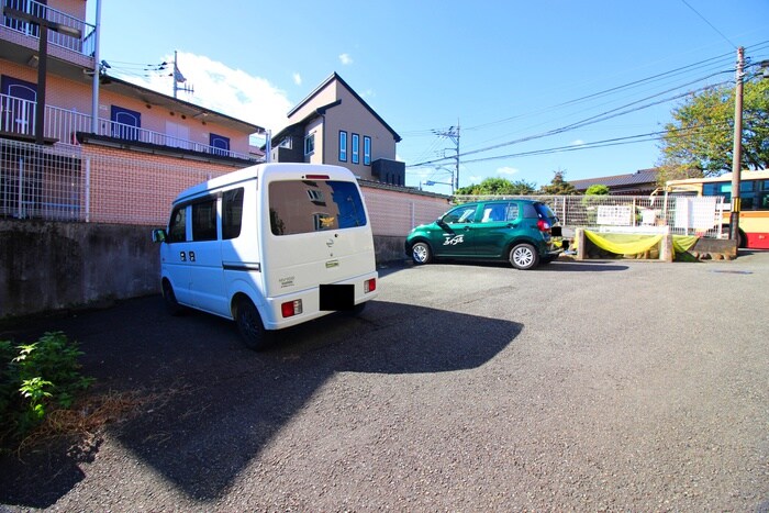 駐車場 グレイス坂下