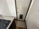 玄関 ファミーユ酒井