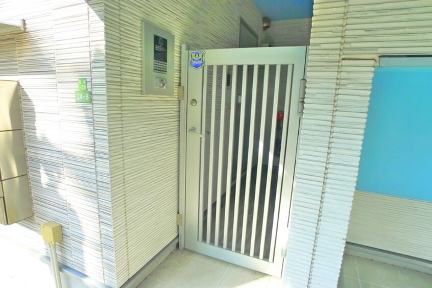 エントランス部分 ｅｌｌｉｅ梅島