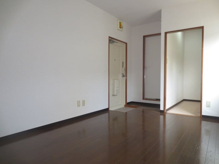 居室 山本マンション
