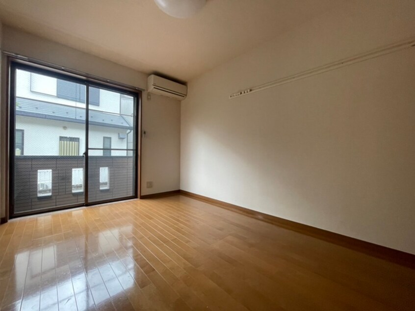 居室 ノ－ブル新町