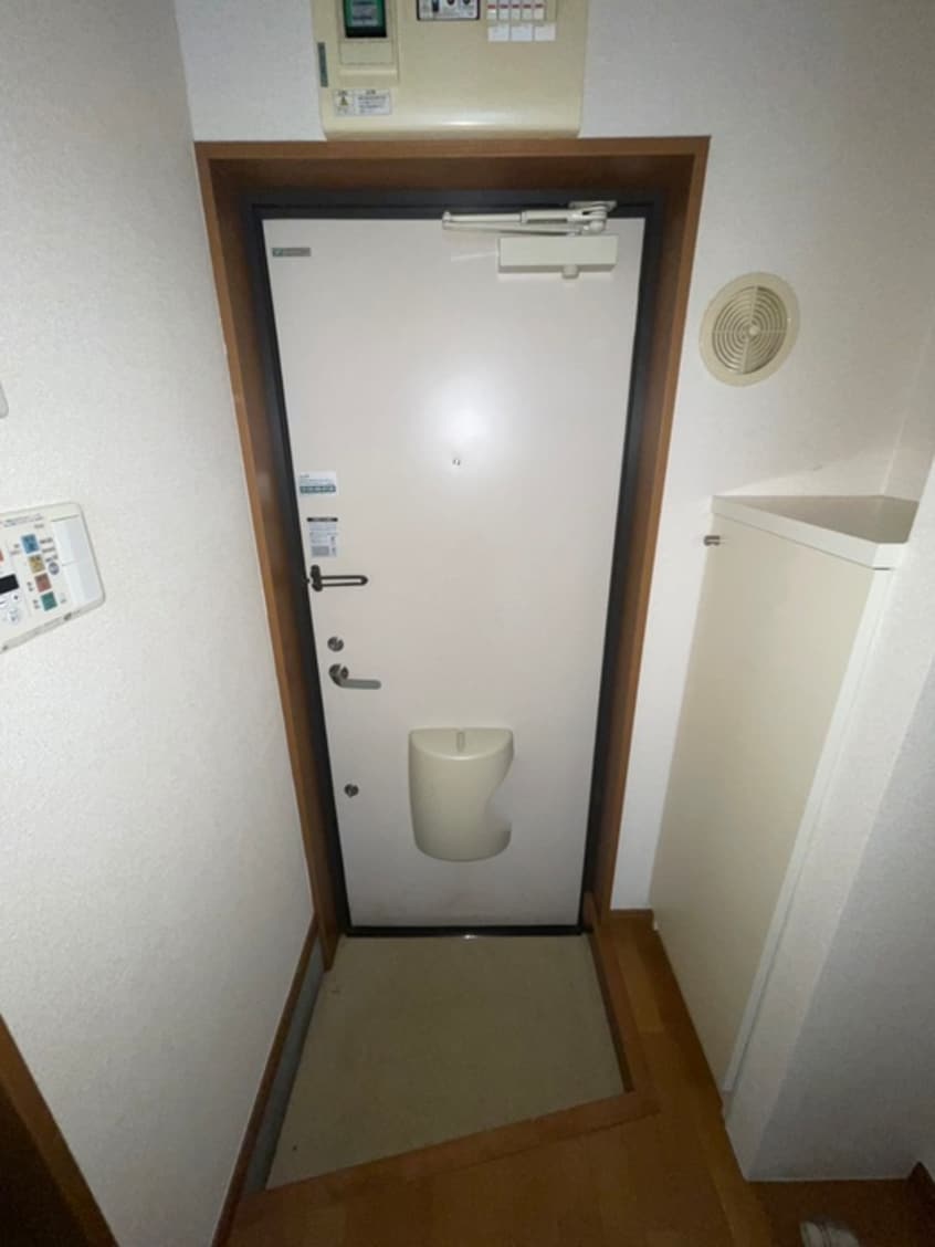 玄関 ノ－ブル新町