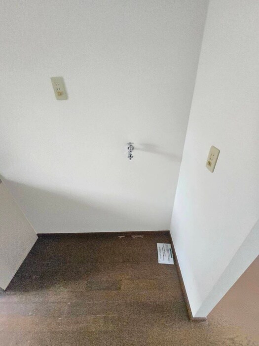 洗濯機置場 ヴァンヴェール新志津