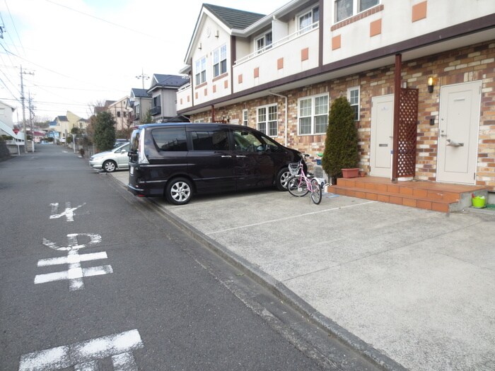 駐車場 フォレストコ－ト