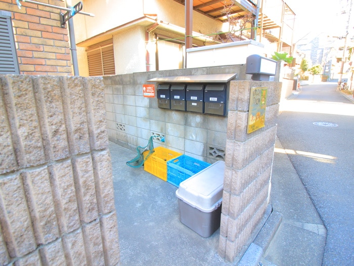 エントランス部分 グレ－スＴＵＧＡ