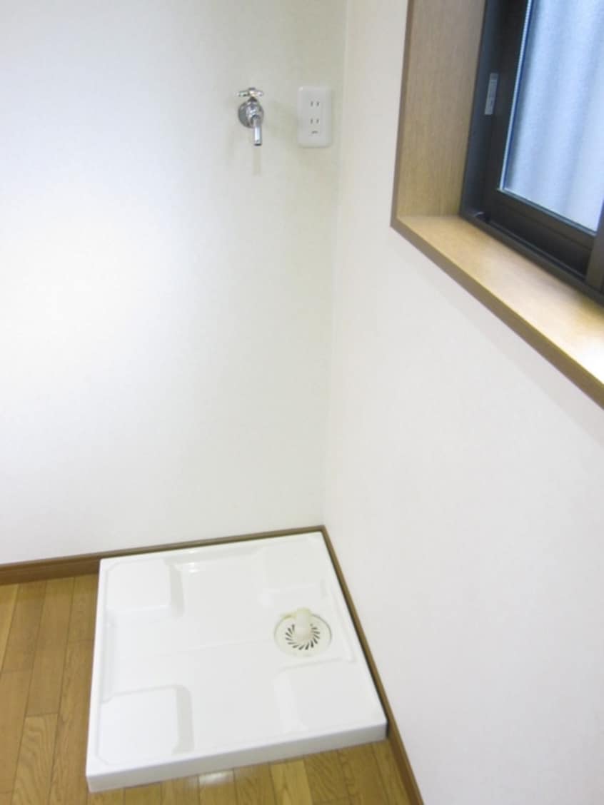 洗濯機置場 グレ－スＴＵＧＡ