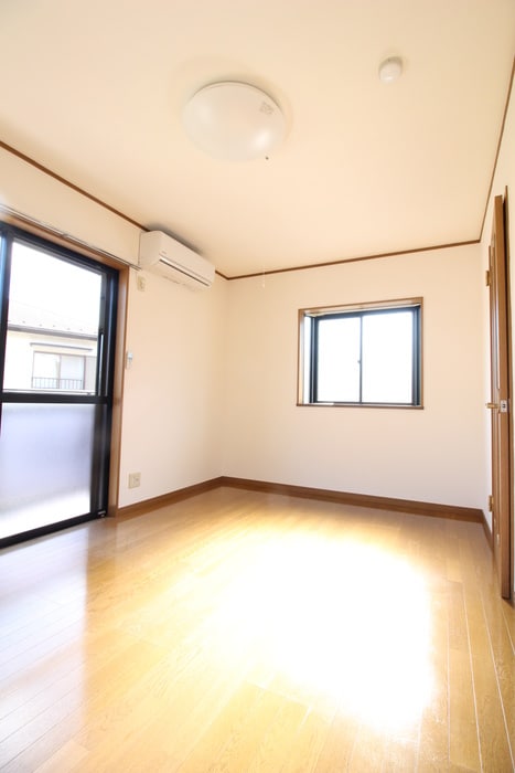 居室 Ｓｕｎ・ロヒ－ユ