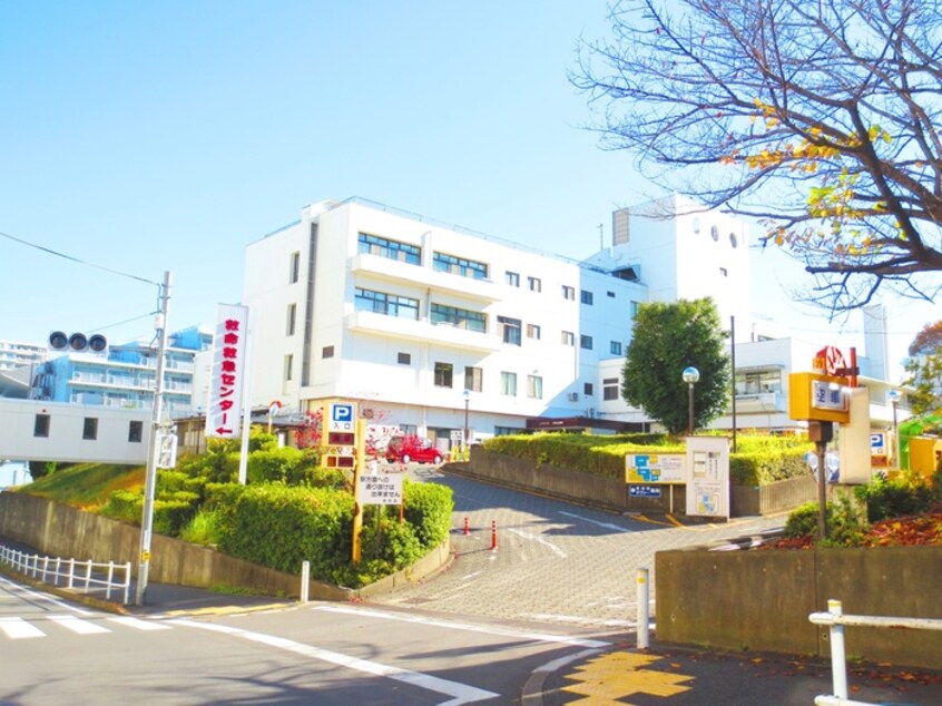 日本医科大学多摩永山病院(病院)まで1200m パレ・ドール小形