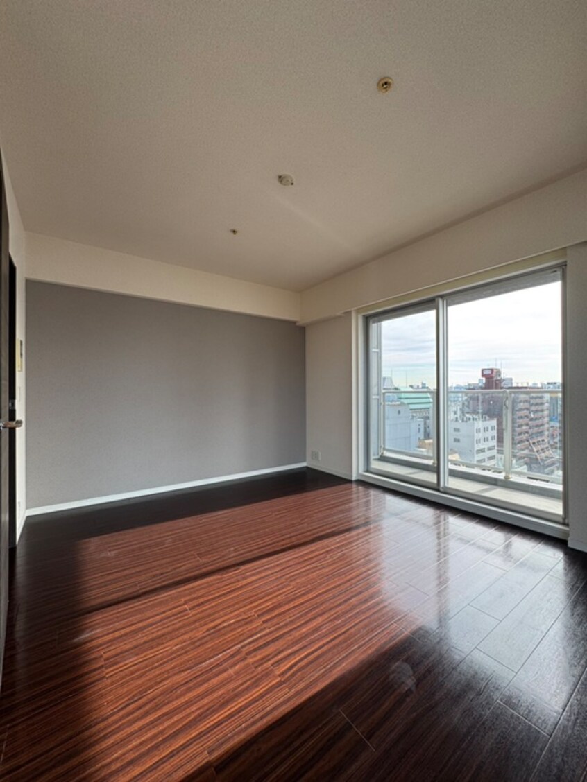 居室 ガレリア東新宿