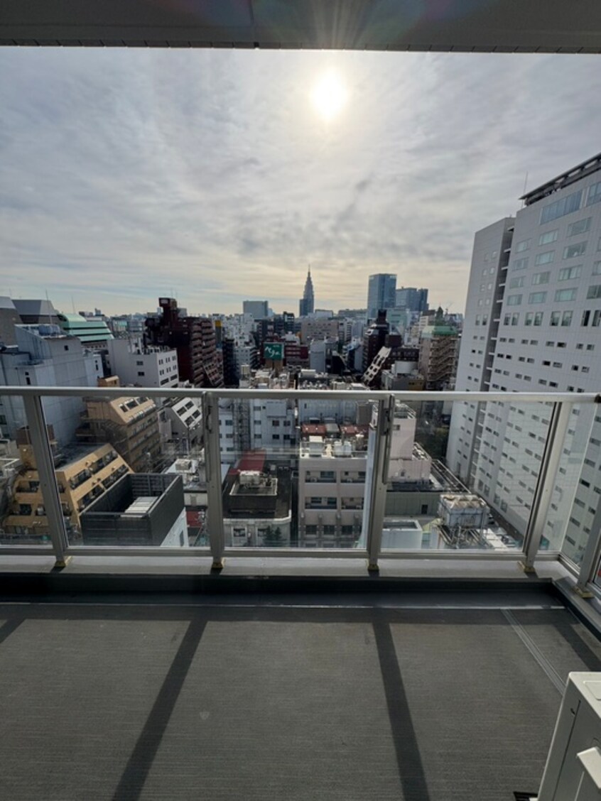 室内からの展望 ガレリア東新宿