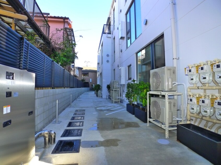 駐輪場 ARUITTE　AOI