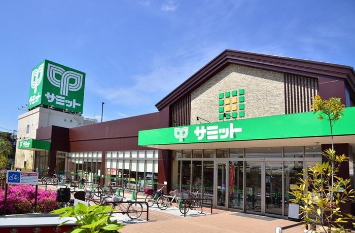 サミットストア羽衣いちょう通り店(スーパー)まで439m アパートメント石原
