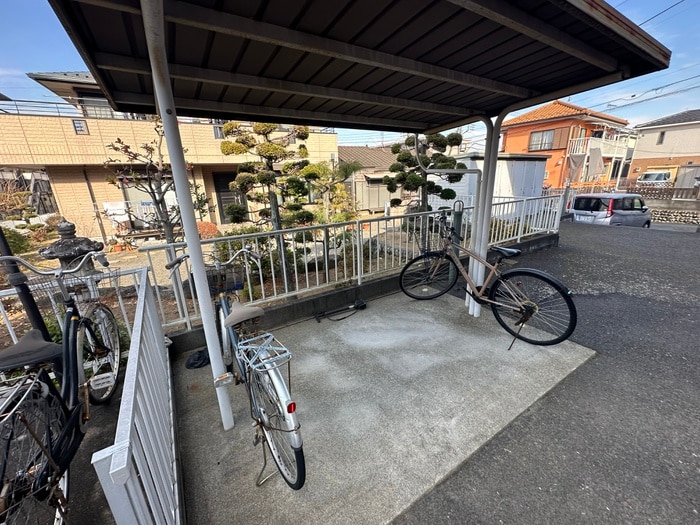 駐輪場 ニューグランドール