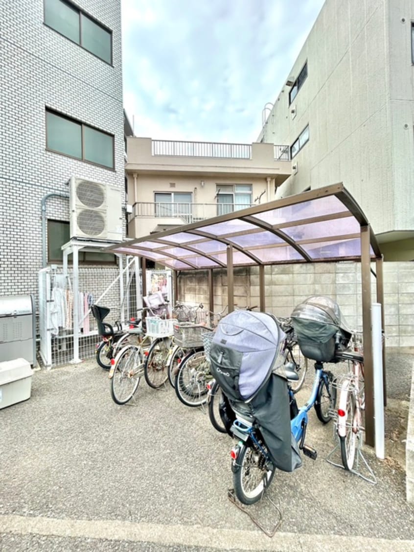 駐輪場 マンションプリンス