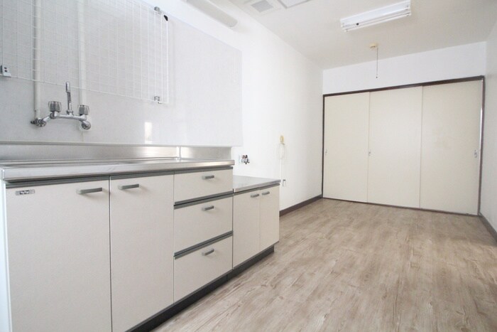 キッチン 光ハウス（２Ｆ）