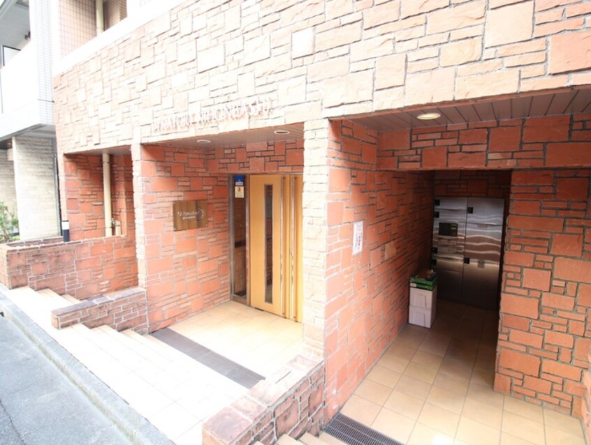 エントランス部分 ダイナフォ－ト日本橋（301）