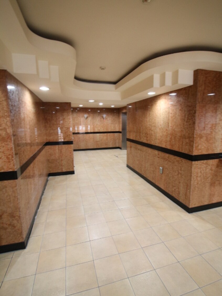 エントランス部分 ダイナフォ－ト日本橋（301）