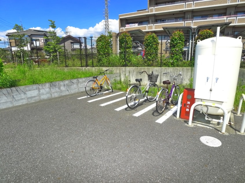 駐輪場 ブリ－ズ東海神Ｃ