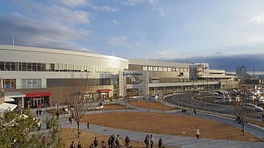 ららぽーと(ショッピングセンター/アウトレットモール)まで1300m ハウザー高松